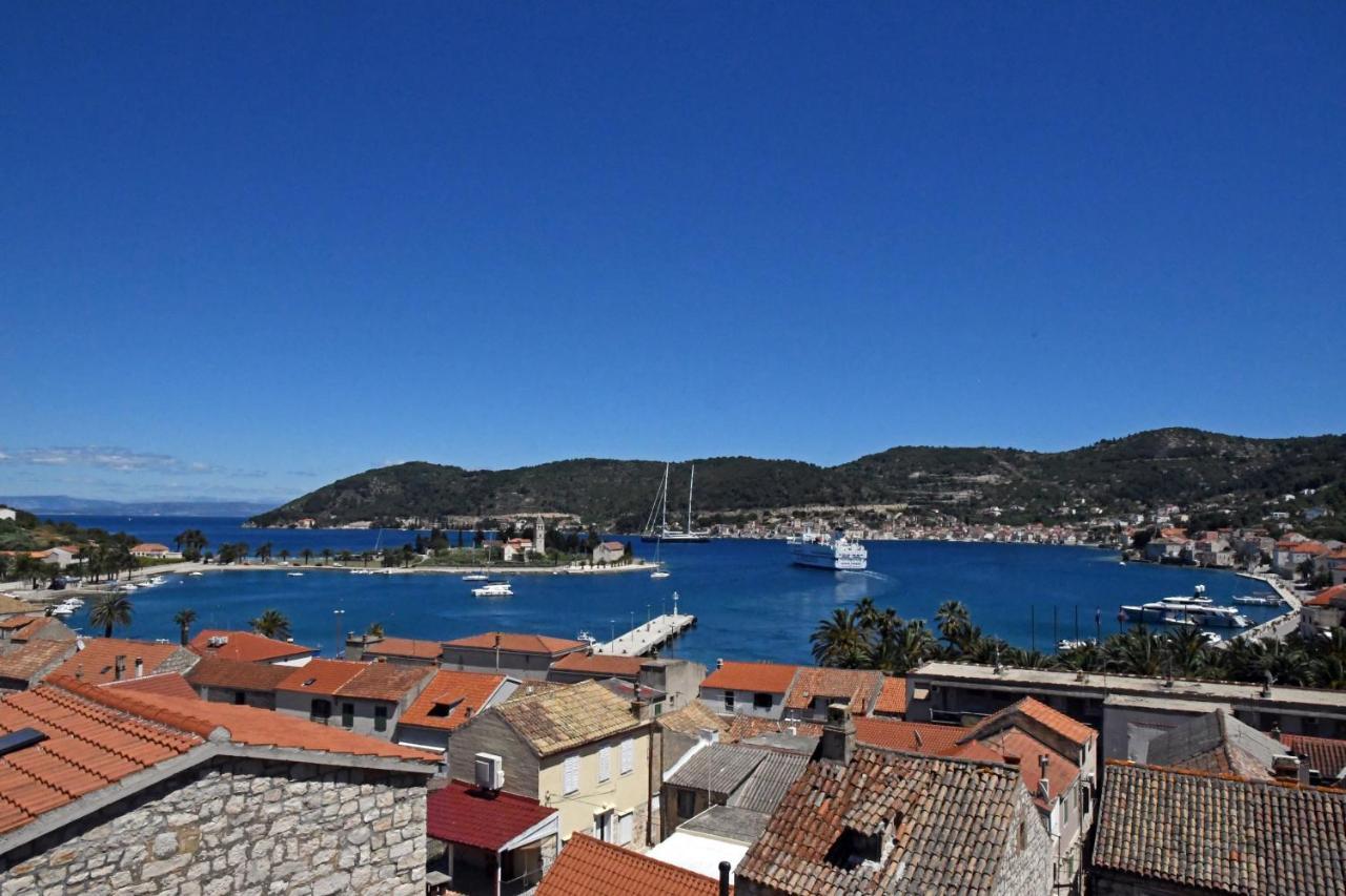 Apartment II Radisic Beautiful View Vis Dış mekan fotoğraf