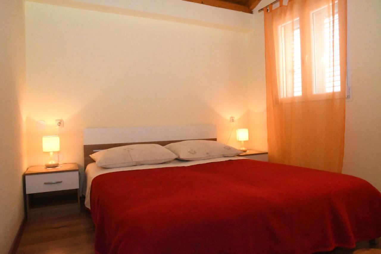 Apartment II Radisic Beautiful View Vis Dış mekan fotoğraf