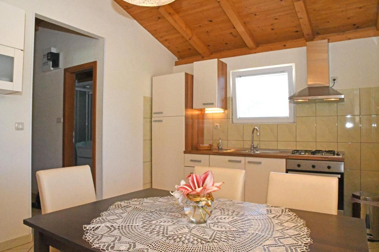Apartment II Radisic Beautiful View Vis Dış mekan fotoğraf