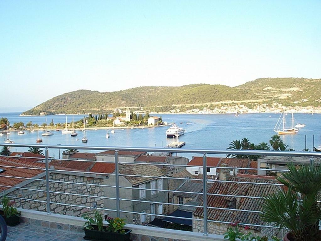 Apartment II Radisic Beautiful View Vis Dış mekan fotoğraf